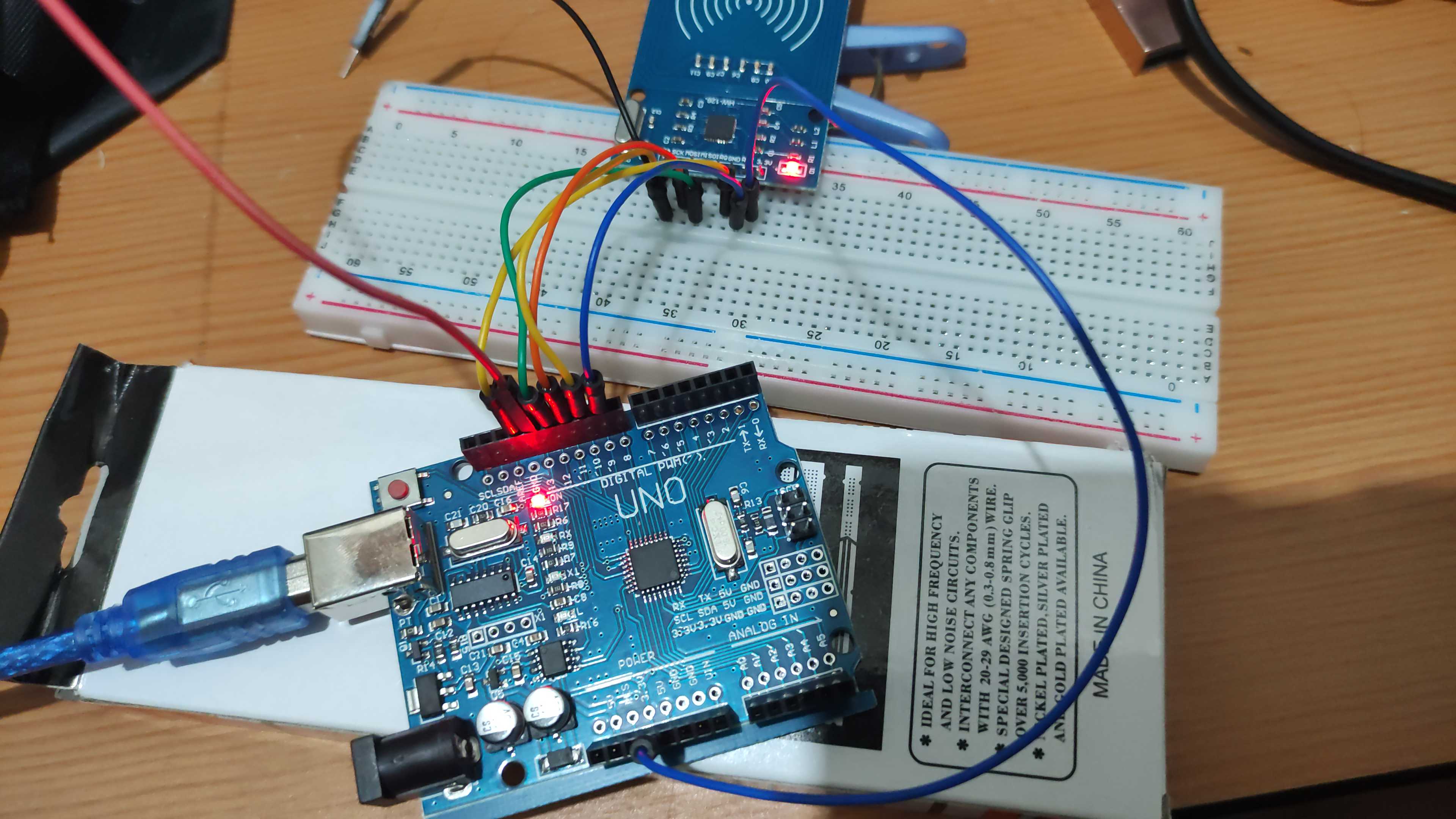 Duplikat kartu RFID menggunakan Arduino